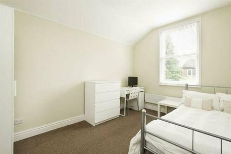 10 bedroom townhouse to rent - Photo 5