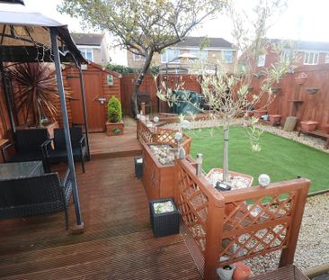 3 bedroom semi-detached house to rent - Photo 4