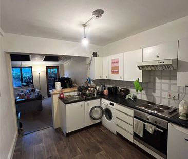 Student Properties to Let - Photo 6