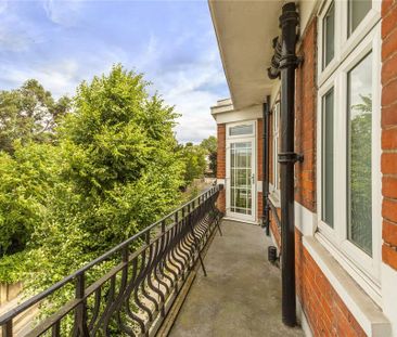 3 bedroom flat to rent - Photo 3