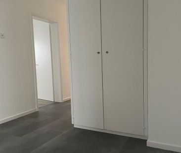 GROSSZÜGIGE WOHNUNG NÄHE STEDTLI LAUFEN - Photo 4