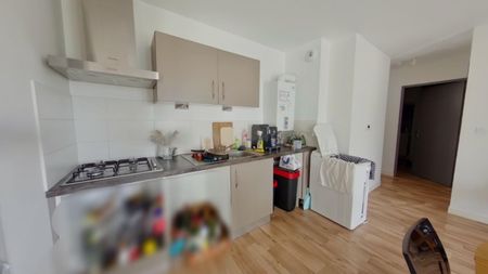 Location Appartement 3 pièces 70m² POITIERS 86000 - Photo 5