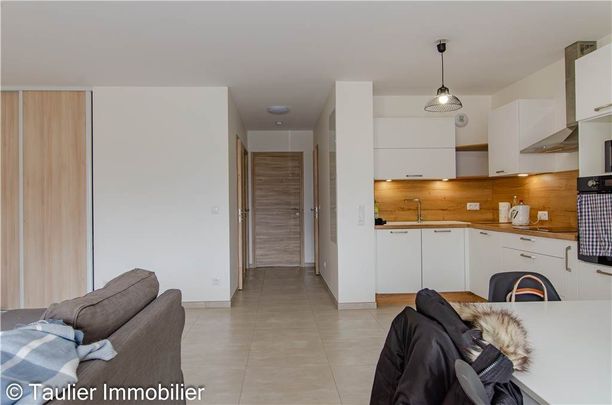 Location Appartement 3 pièces 74m² ST MARCELLIN 38160 - Photo 1