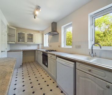 3 bedroom end of terrace house to rent - Photo 5