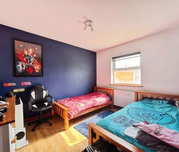 London Road, Grays, RM17 - Photo 5