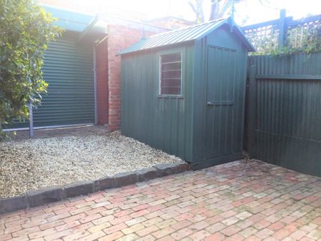 Magnificent Single Fronted Hawthorn Brick Terrace in Prime Location - Photo 4