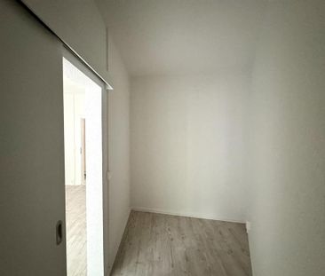 Großzügig geschnittene und moderne 3-Raum-Wohnung - Photo 4