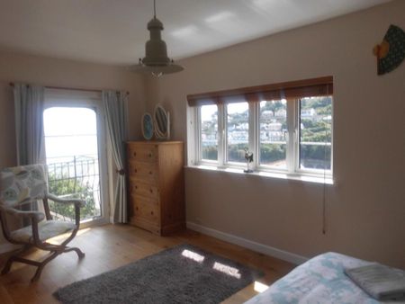 4 bedroom detached house to rent - Photo 4