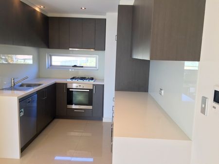 10/55 Dudley Street, Coogee NSW 2034 - Apartment For Rent | Domain - Photo 2