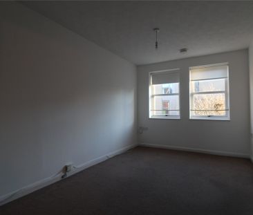 18b/9 Orwell Terrace - Photo 1