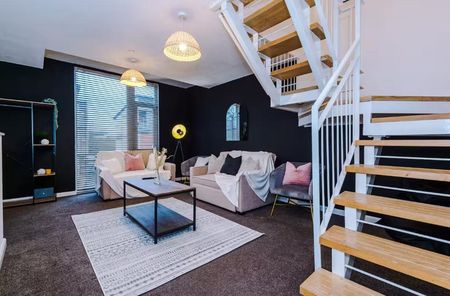 Paxton Place - Photo 2