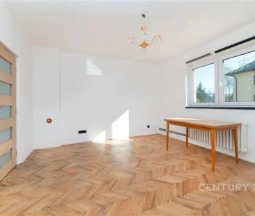 Pronájem bytu 3+1 se zahradou, 80 m - Photo 2