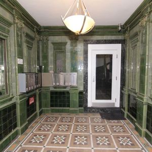 Six-Bed, Two-Bath (9.5) - 2030 Rue Du Fort, Montréal - Photo 3