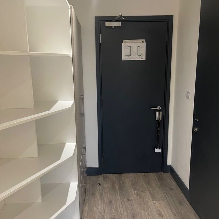 Studio Flat, Dumfries Street, LU1 - Photo 1