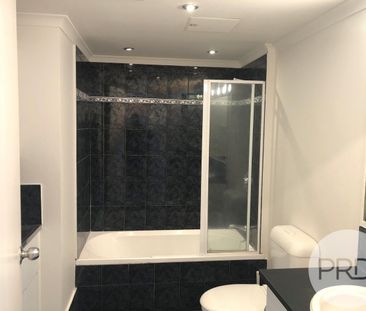 INNER CITY LIVING AT ITS BEST!! B/L - Photo 5