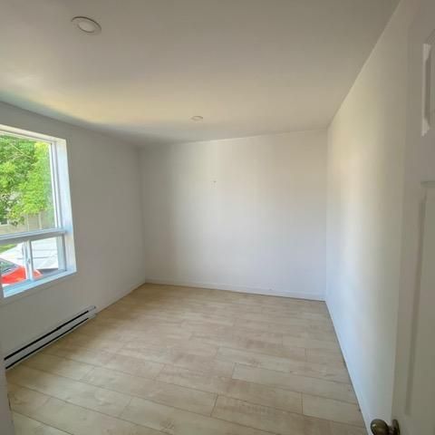 4.5 à louer à Château Richer - Photo 1