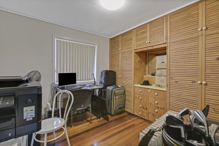 Charming high set home in prime Maroochydore location - Photo 3