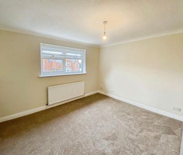 4 bedroom detached house to rent - Photo 5