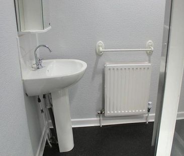 2 Bedroom Terraced To Let - Photo 6