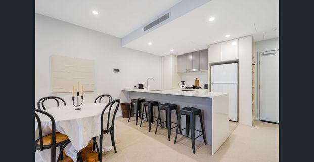 Quality apartment in The Herald building - Photo 1