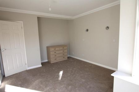 3 bedroom bungalow to rent - Photo 4