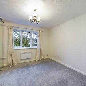 Church View, Yateley Church View, Yateley - Photo 2