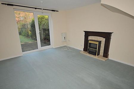 2 bedroom semi-detached house to rent - Photo 4