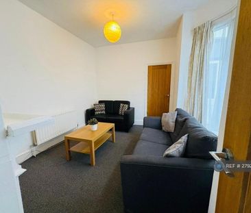 4 bedroom terraced house to rent - Photo 2
