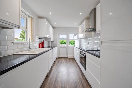 Marmadon Road, Plumstead, London, SE18 - Photo 4