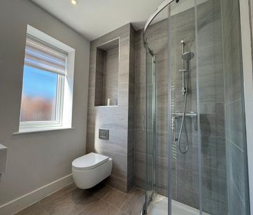 3 bedroom semi-detached house to rent - Photo 6