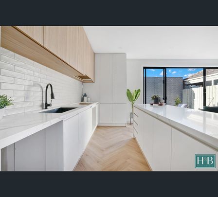 2/58 Bolingbroke Street, Pascoe Vale, Vic 3044 - Photo 1
