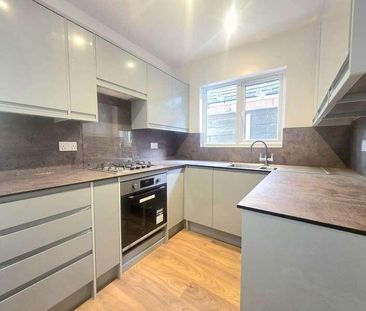 College Road, Harrow Weald, HA3 - Photo 3