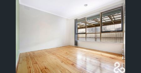 CONVENIENT & WELL APPOINTED - Photo 3