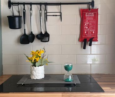 1 bedroom in a house share to rent - Photo 4