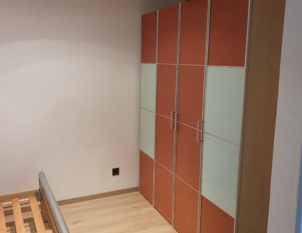 1,5 Zi Mietwohnung Eberhardshof, möbeliert, EBK, Stellplatz, Kell - Foto 1