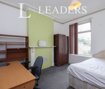 6 bedroom terraced to rent Holberry Close, Sheffield - Photo 6