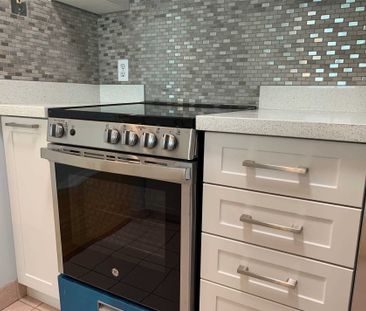 For Lease - 8 Lee Centre Drive Unit# 601, Toronto, Ontario - Photo 4