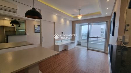 Apartamento com 3 quartos e 83m² para alugar em Centro, Canoas. - Foto 2