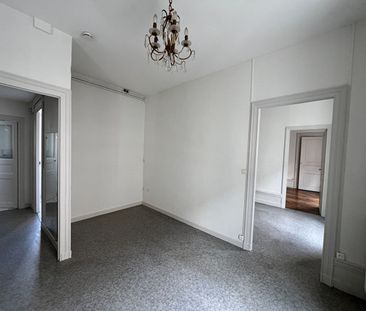 Location Appartement 2 pièces 75m² - Photo 2