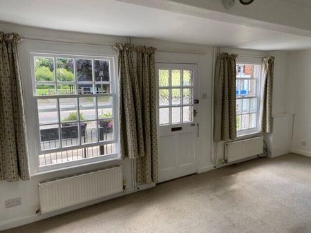 2 bedroom cottage to rent - Photo 2