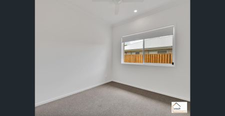 Modern Comfort and Convenience: Spacious 4-Bedroom Rental House in Logan Village - Photo 4