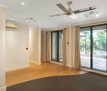 PERFECT HOUSE IN GREAT LOCATION - Photo 1