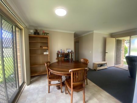 35 Silkyoak Circuit, Fitzgibbon QLD, Belconnen - Photo 3