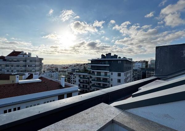1 Bedroom Apartment with a view, Lapa, Lisboa