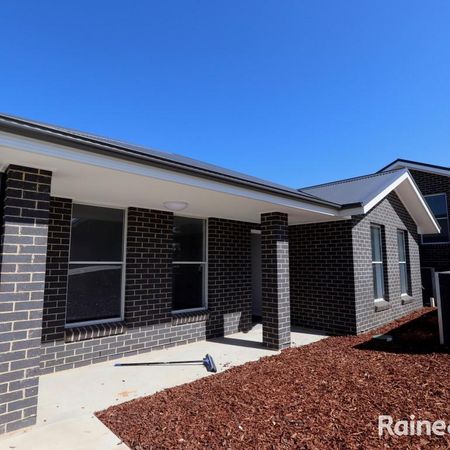 5/66 Marsden Lane, Kelso, NSW 2795 - Photo 4