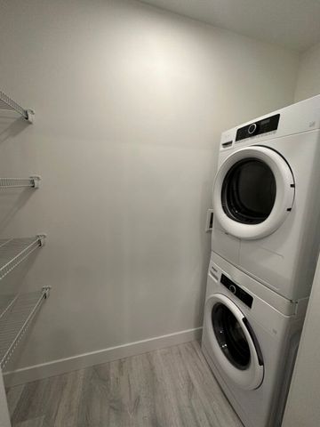 Court West Condo with 2 Parking Stalls! - Photo 2