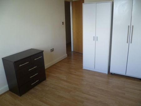 1 bedroom apartment to rent - Photo 2