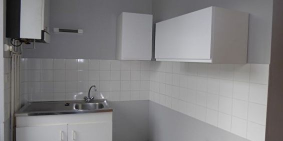 Location Appartement 2 pièces 33m² CHATEAUBRIANT 44110 - Photo 3