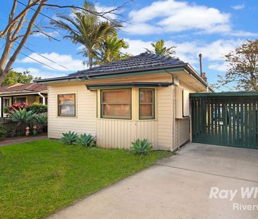 Three Bedroom House with Solar System For Leasing Now! - Photo 4