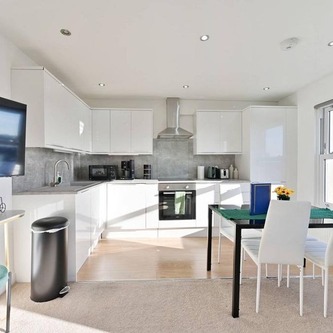 2 bedroom flat to rent - Photo 1